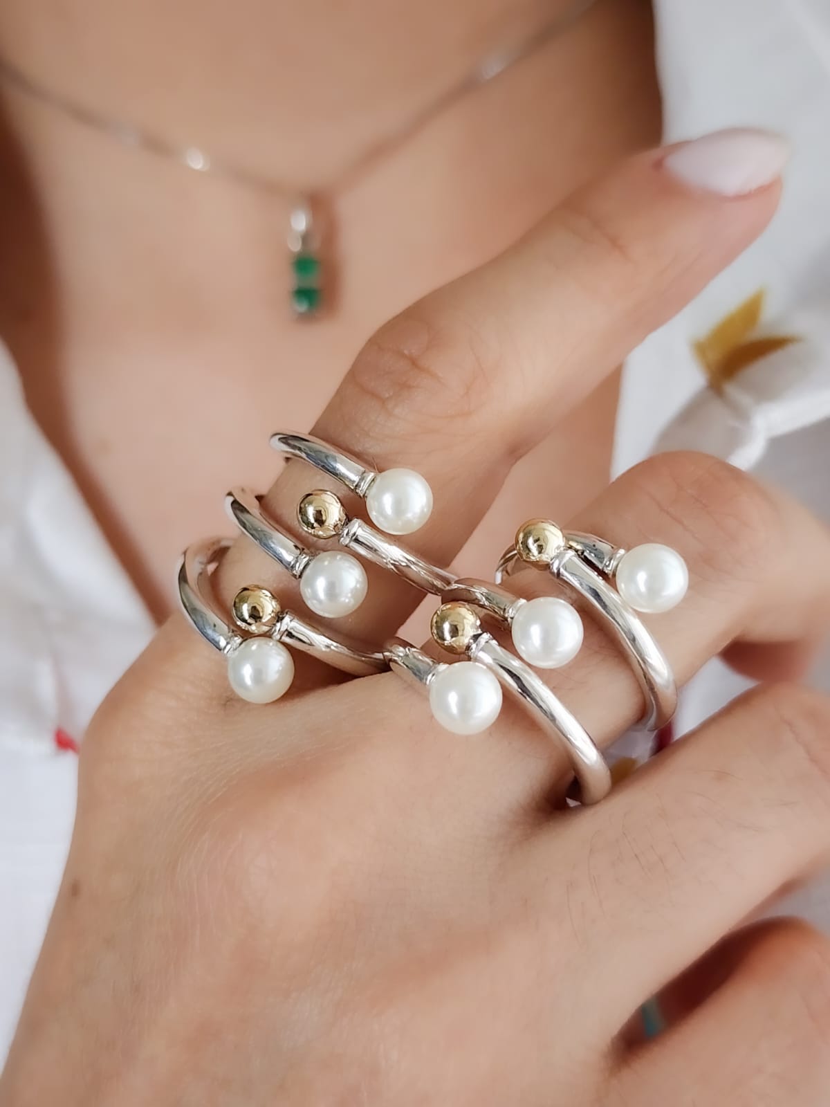 Pearl Glow Ring