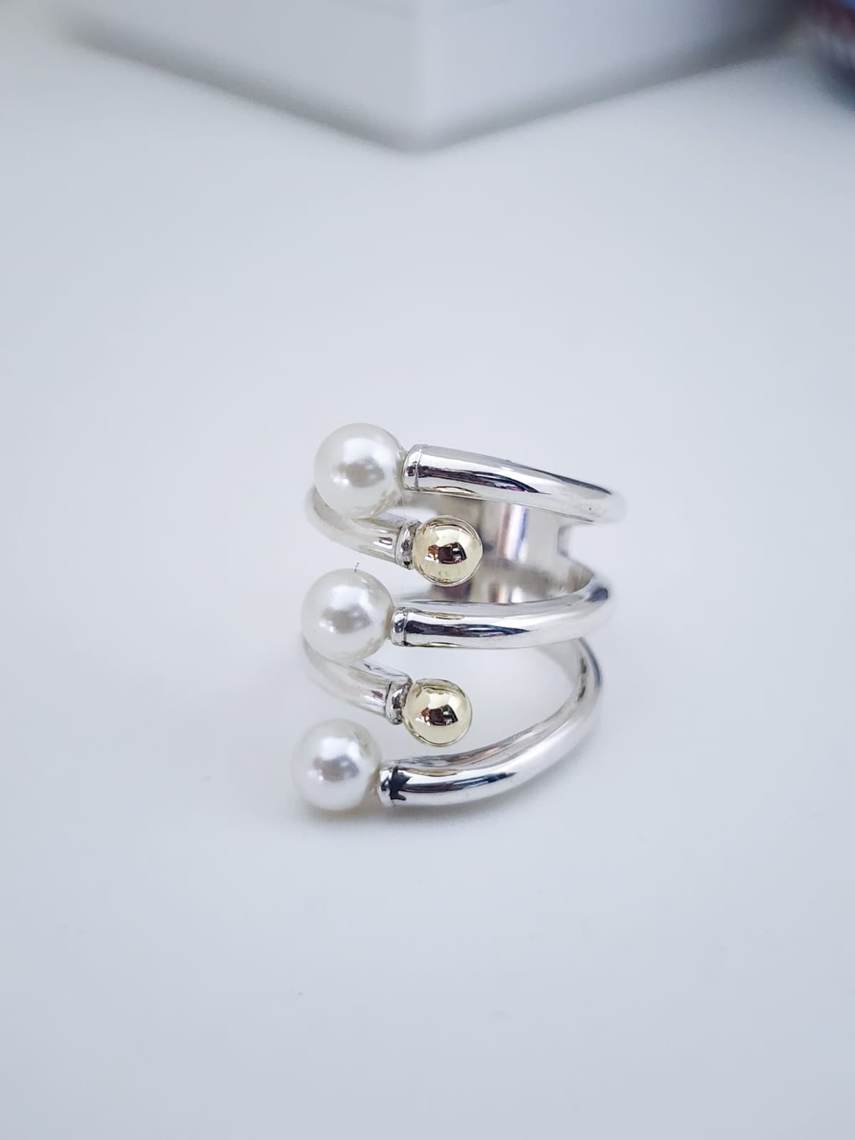 Pearl Glow Ring