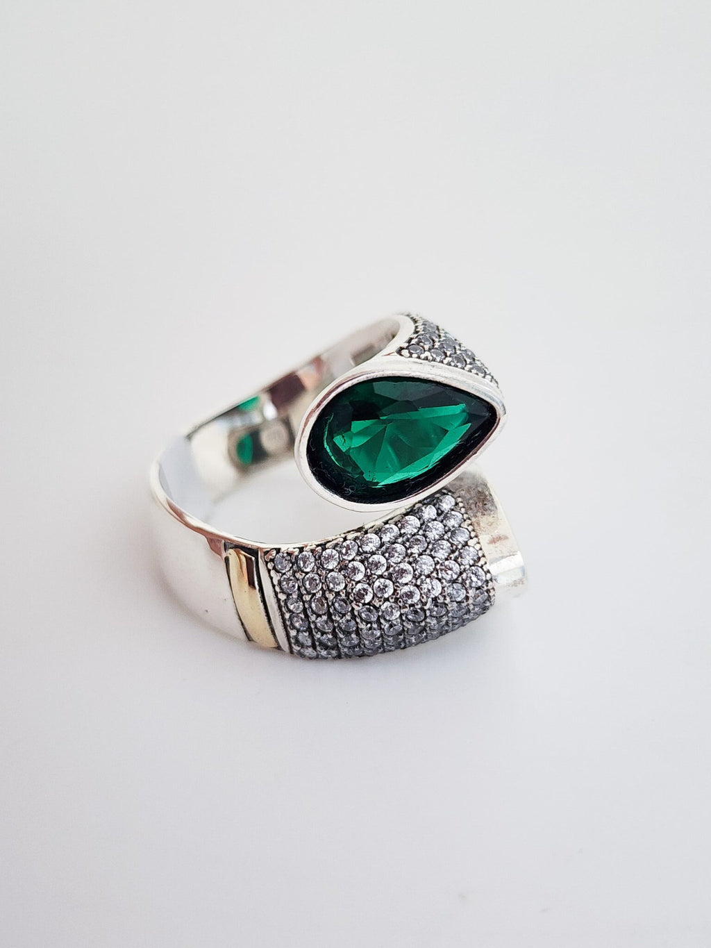 Avalon Ring