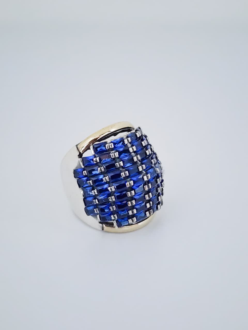 Sapphire Roayke Ring