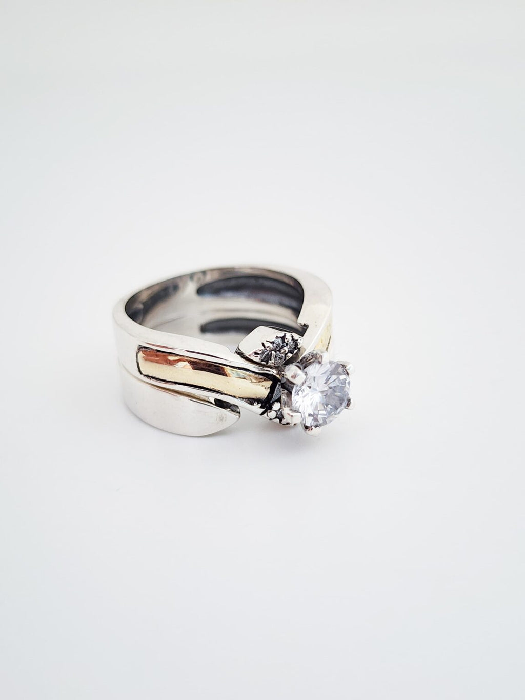 Eternal Spark Ring