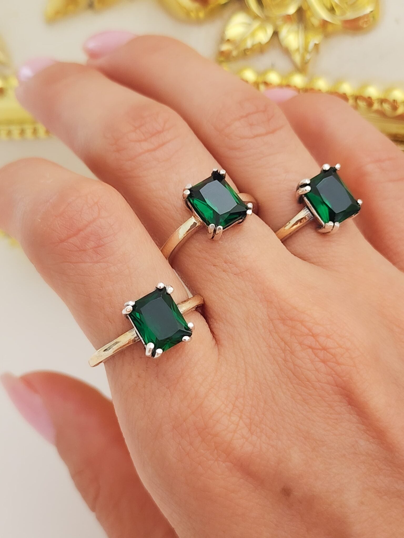 Esmerald Essence Ring